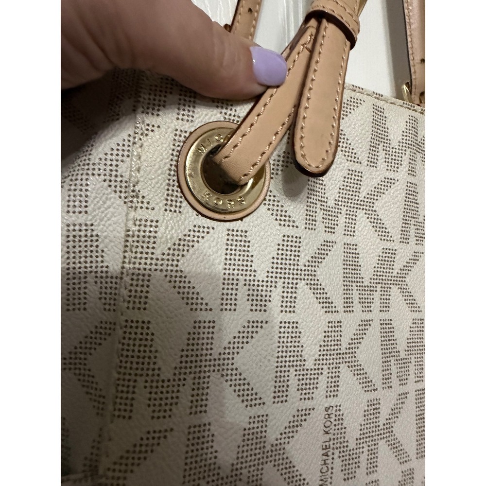 Michael Kors Jet Set Travel Tote‎ Bag Vanilla Signature Monogram Medium Gold HW - Picture 6 of 11